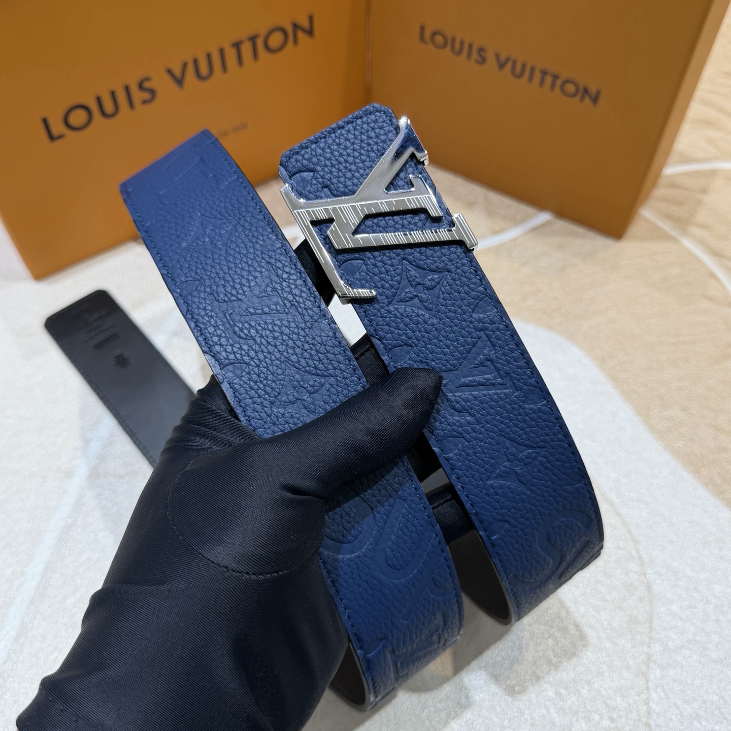 驴家法国🇫🇷原厂皮料 压花纹路搭配意大利🇮🇹进口尺寸4.0cm 精品五金进口炉内五金  