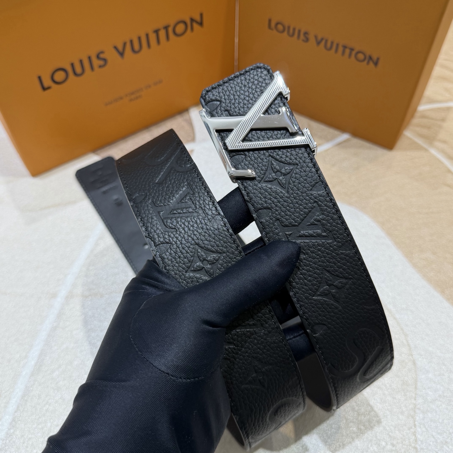 驴家法国🇫🇷原厂皮料 压花纹路搭配意大利🇮🇹进口尺寸4.0cm 精品五金进口炉内五金  