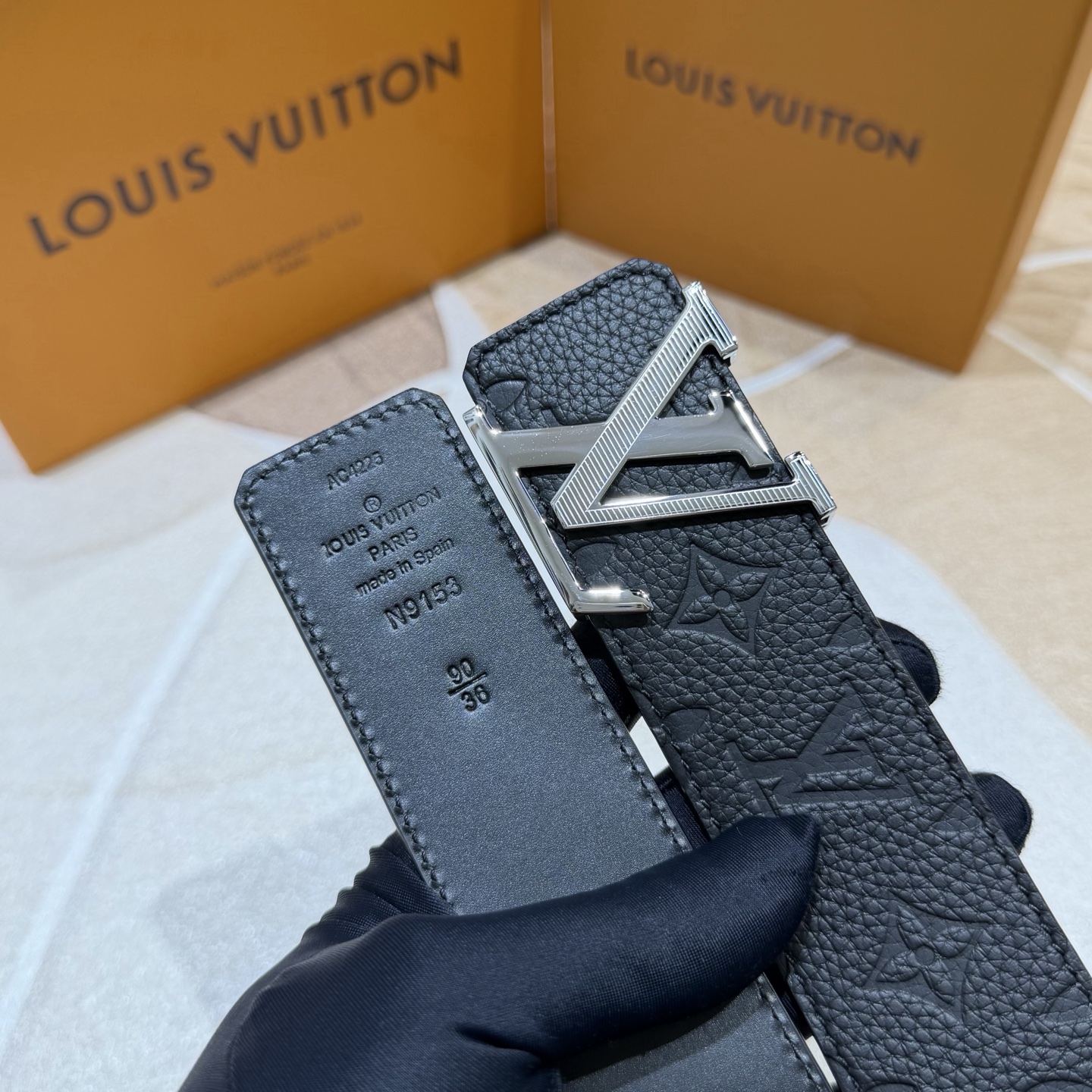 驴家法国🇫🇷原厂皮料 压花纹路搭配意大利🇮🇹进口尺寸4.0cm 精品五金进口炉内五金  