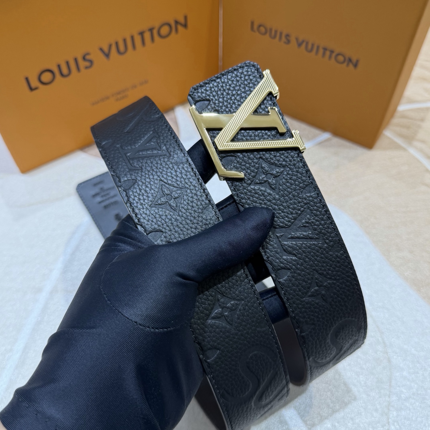 驴家法国🇫🇷原厂皮料 压花纹路搭配意大利🇮🇹进口尺寸4.0cm 精品五金进口炉内五金  