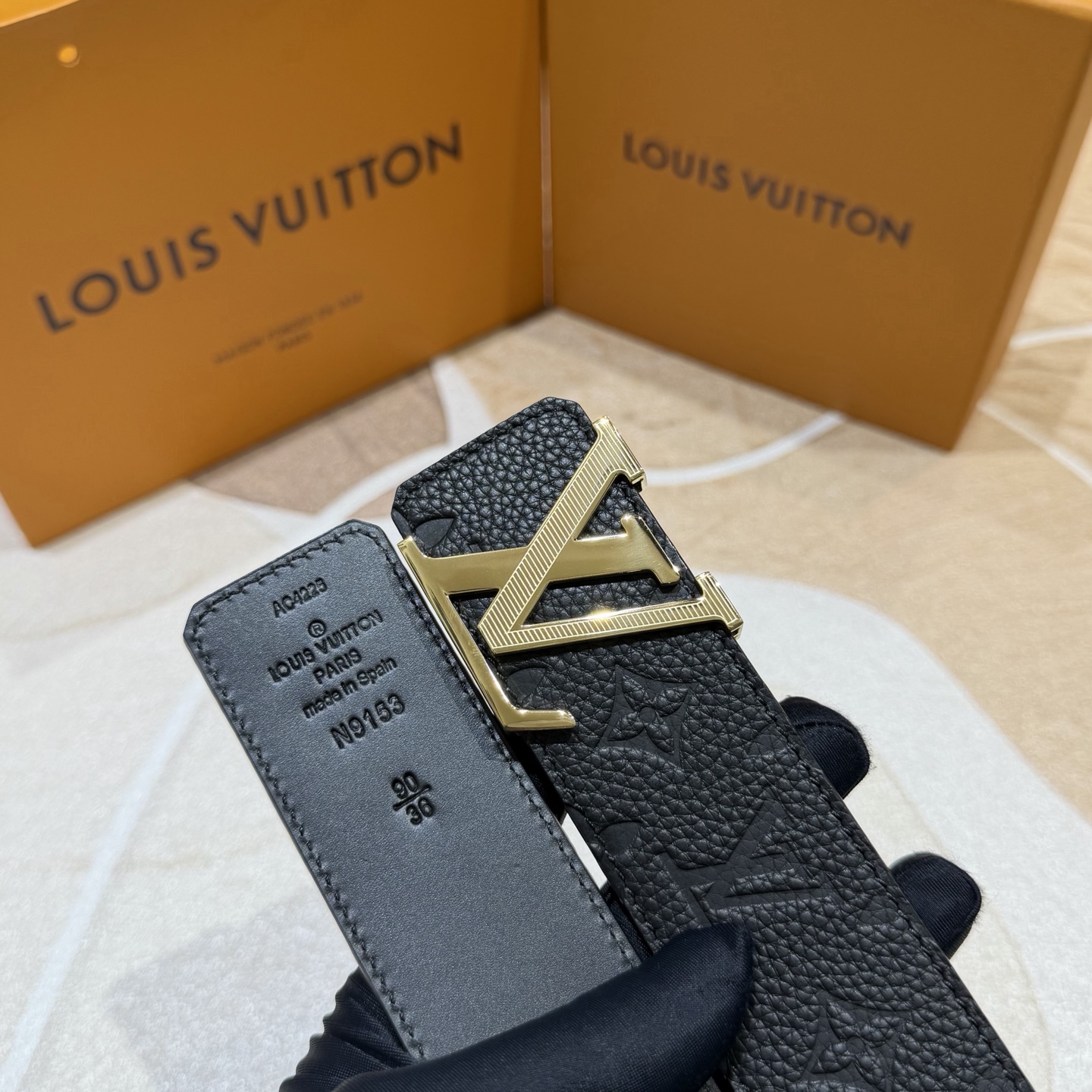 驴家法国🇫🇷原厂皮料 压花纹路搭配意大利🇮🇹进口尺寸4.0cm 精品五金进口炉内五金  