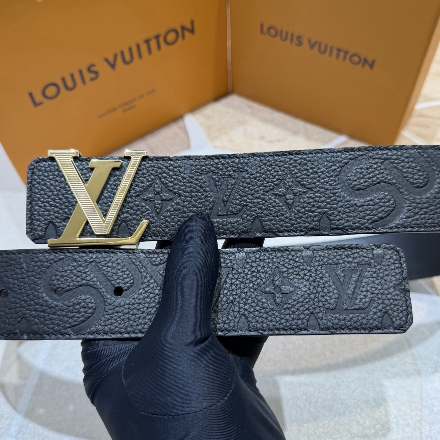 驴家法国🇫🇷原厂皮料 压花纹路搭配意大利🇮🇹进口尺寸4.0cm 精品五金进口炉内五金  