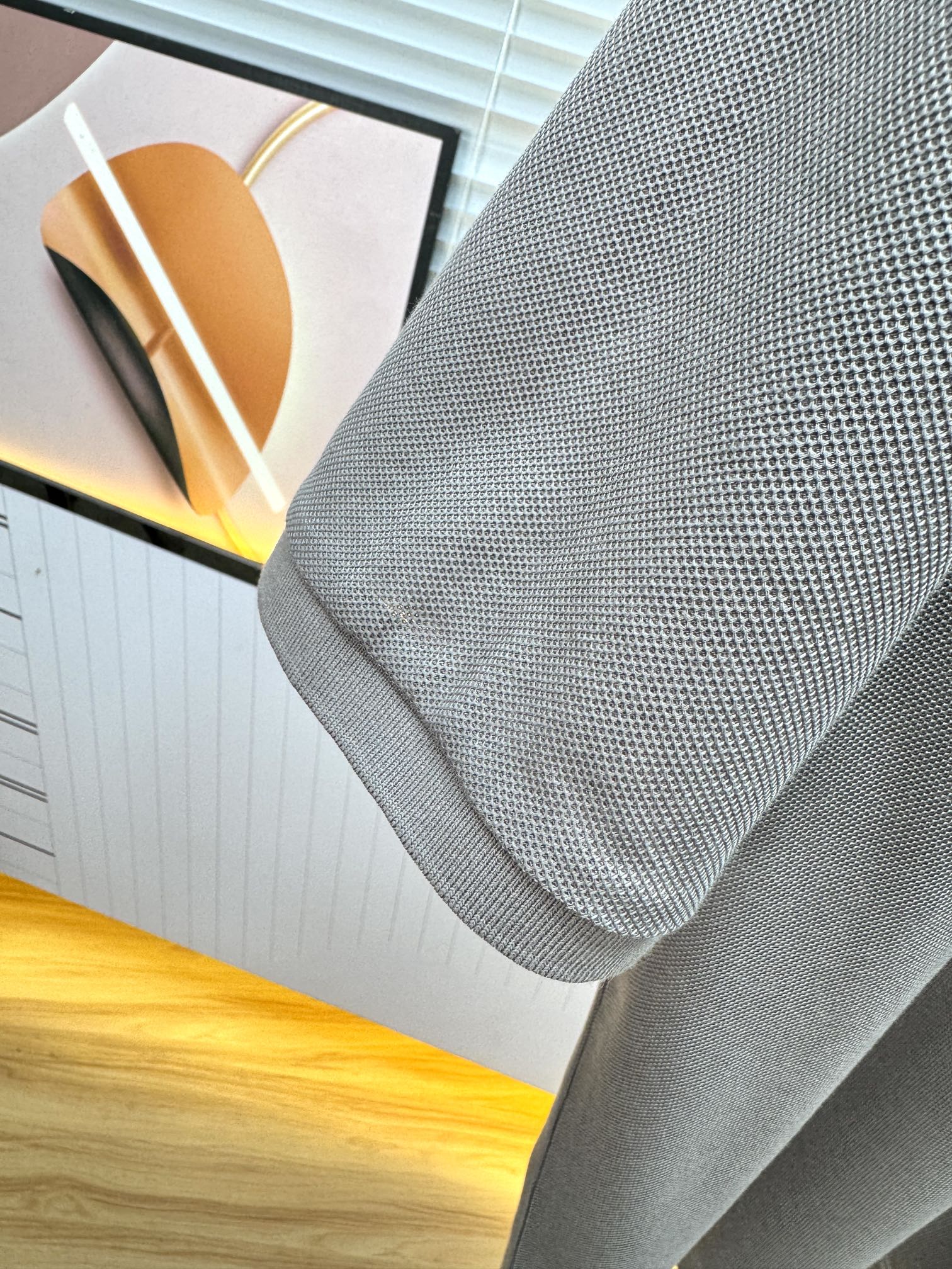 新款上架啦！🌹🌹🌹Loro piana 新品起脚翻领短袖。当起脚珠地纹理遇上Loro Piana 标志性