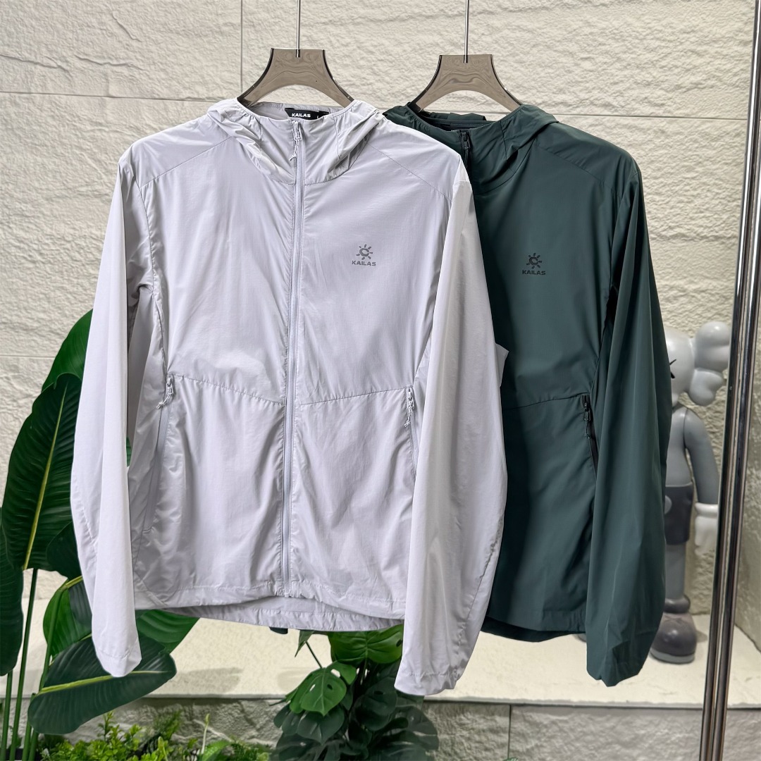 Kailas Lightweight Hooded Sun Protection Jacket - UPF 160+ Protection