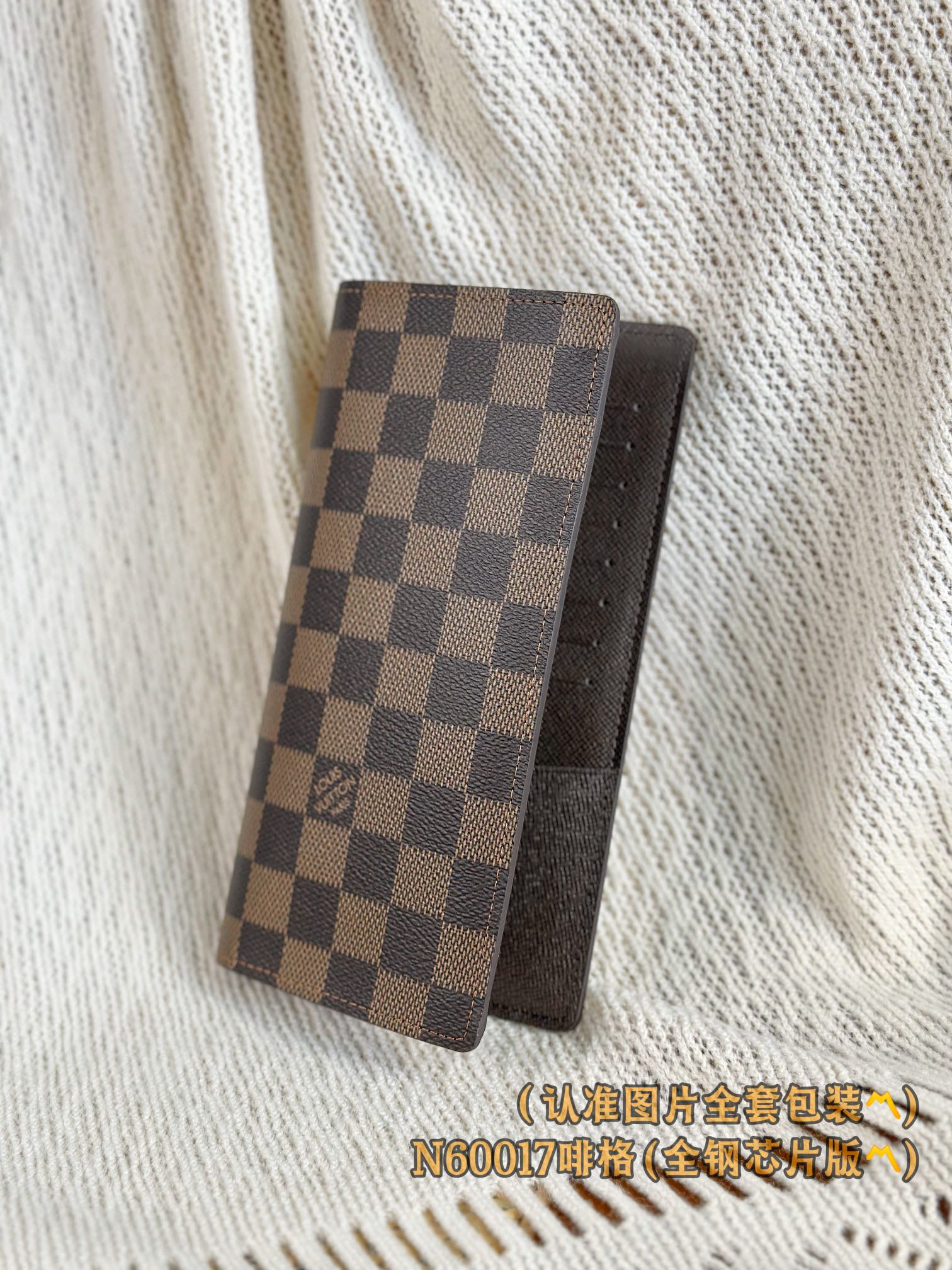 N60017啡格️A级全钢版️个性化定制变码芯片！Brazza钱夹！这款用Monogram帆布制作的Mo