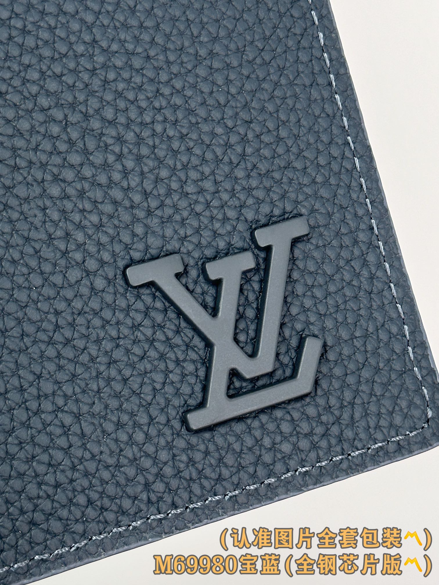M69980 宝蓝 (〽️A级全钢版〽️) 个性化定制、变码芯片！Brazza 錢包 這款品牌標誌性的B