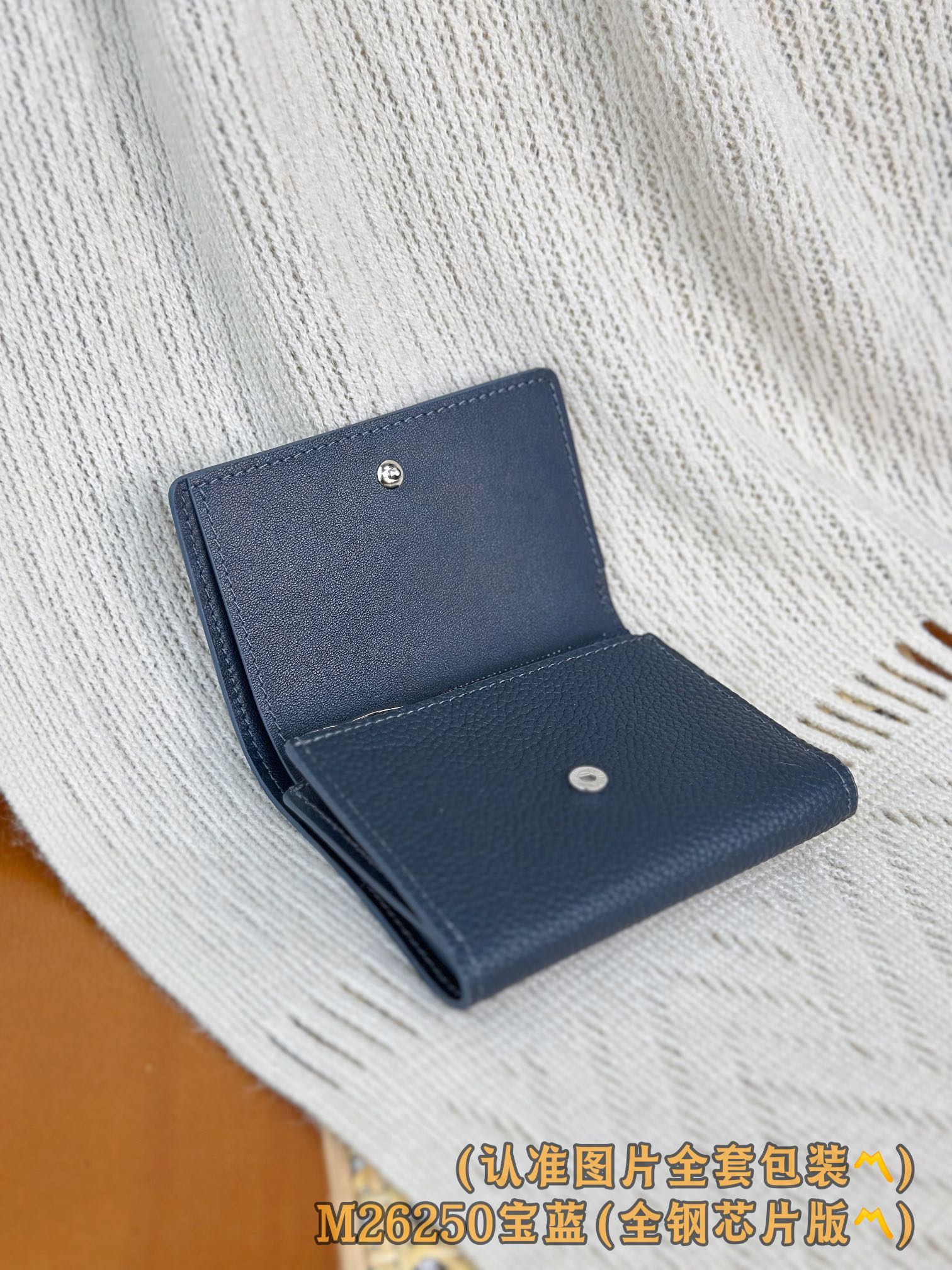 M26250 宝蓝 （〽️A级全钢版〽️）个性化定制、变码芯片！Victor 銀包、這款小巧的Victo