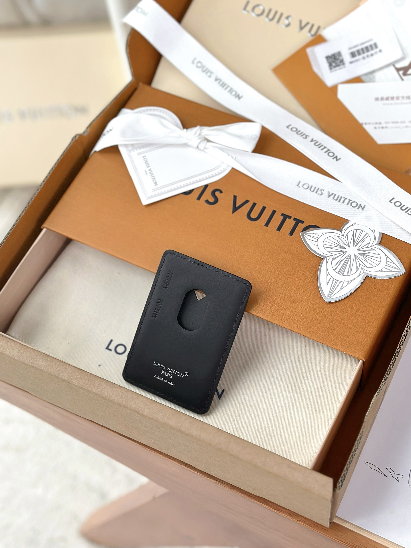 M12602 黑花 (〽️A级全钢〽️) 个性化定制版！163变码、Porte-Cartes Magne