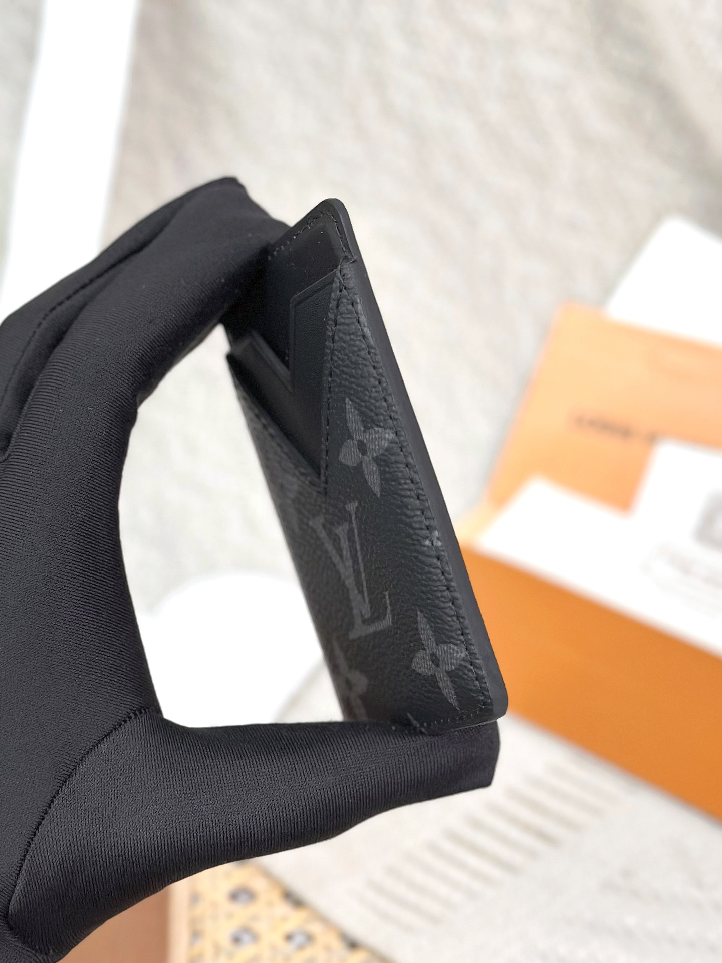 M12602 黑花 (〽️A级全钢〽️) 个性化定制版！163变码、Porte-Cartes Magne