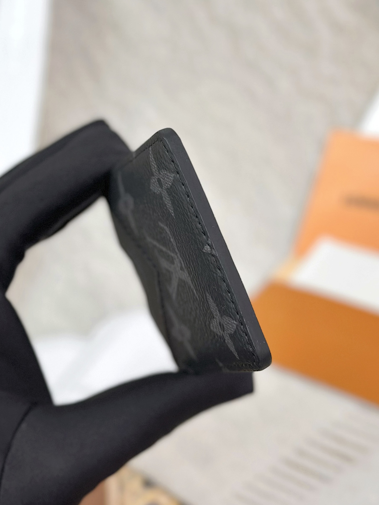 M12602 黑花 (〽️A级全钢〽️) 个性化定制版！163变码、Porte-Cartes Magne