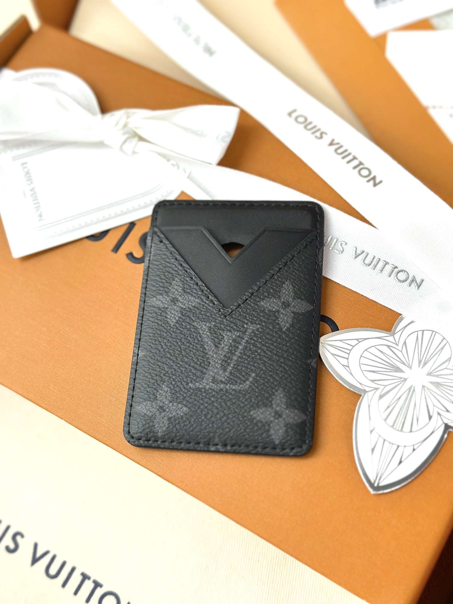 M12602 黑花 (〽️A级全钢〽️) 个性化定制版！163变码、Porte-Cartes Magne