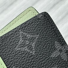 M28642 (〽️全钢个性化定制版〽️163变码!) 口袋钱夹!本款口袋钱夹结合 Monogram Eclipse 帆 M28642 (〽️全钢个性化定制版〽️163变码!) 口袋钱夹!本款口袋钱夹结合 Monogram Eclipse 帆