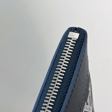 M28913 军蓝 (〽️全钢个性化定制版〽️163变码!) Pochette To-G!這款Pochette To-G M28913 军蓝 (〽️全钢个性化定制版〽️163变码!) Pochette To-G!這款Pochette To-G