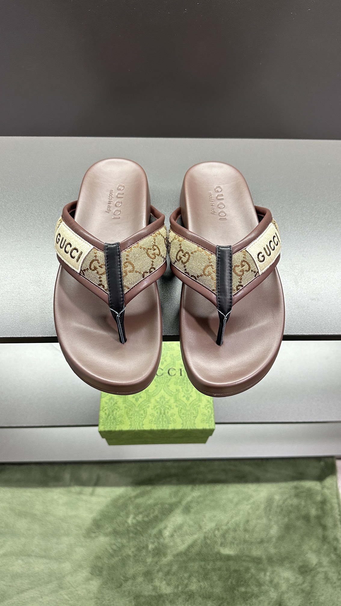 La mejor réplica
 Gucci Zapatos Pantuflas Beige Bordado Universal para hombres y mujeres Poliéster Caucho Pantalones deportivos