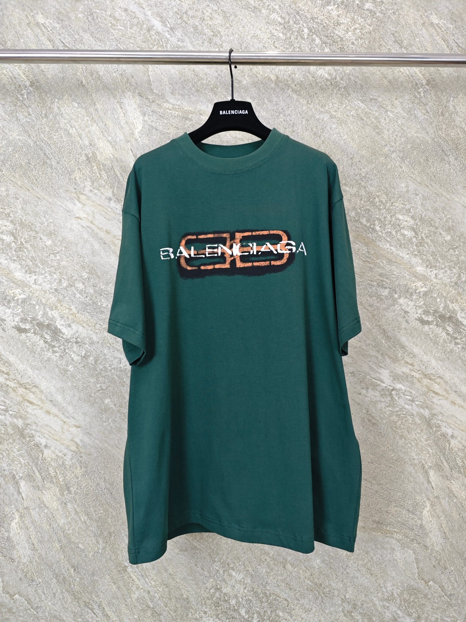 발렌시아가 로고 반팔 티셔츠 남녀공용 1063 Balenciaga T Shirt