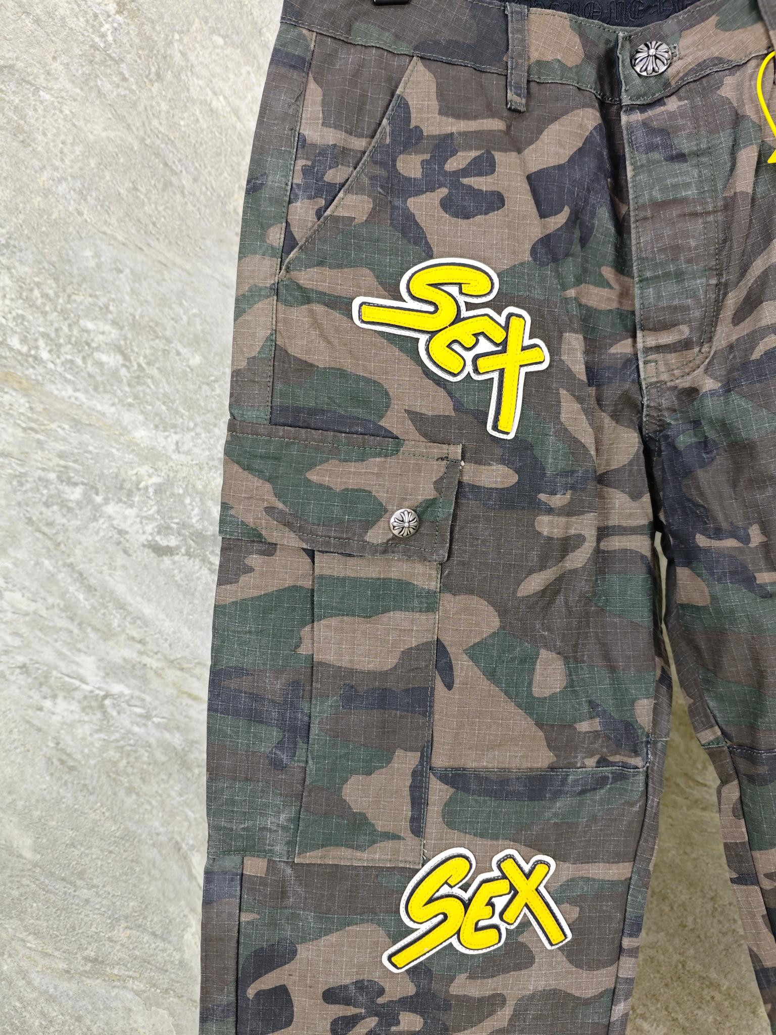 크롬하츠 남성 카모플라주 가죽 카고 바지 상세 이미지 5