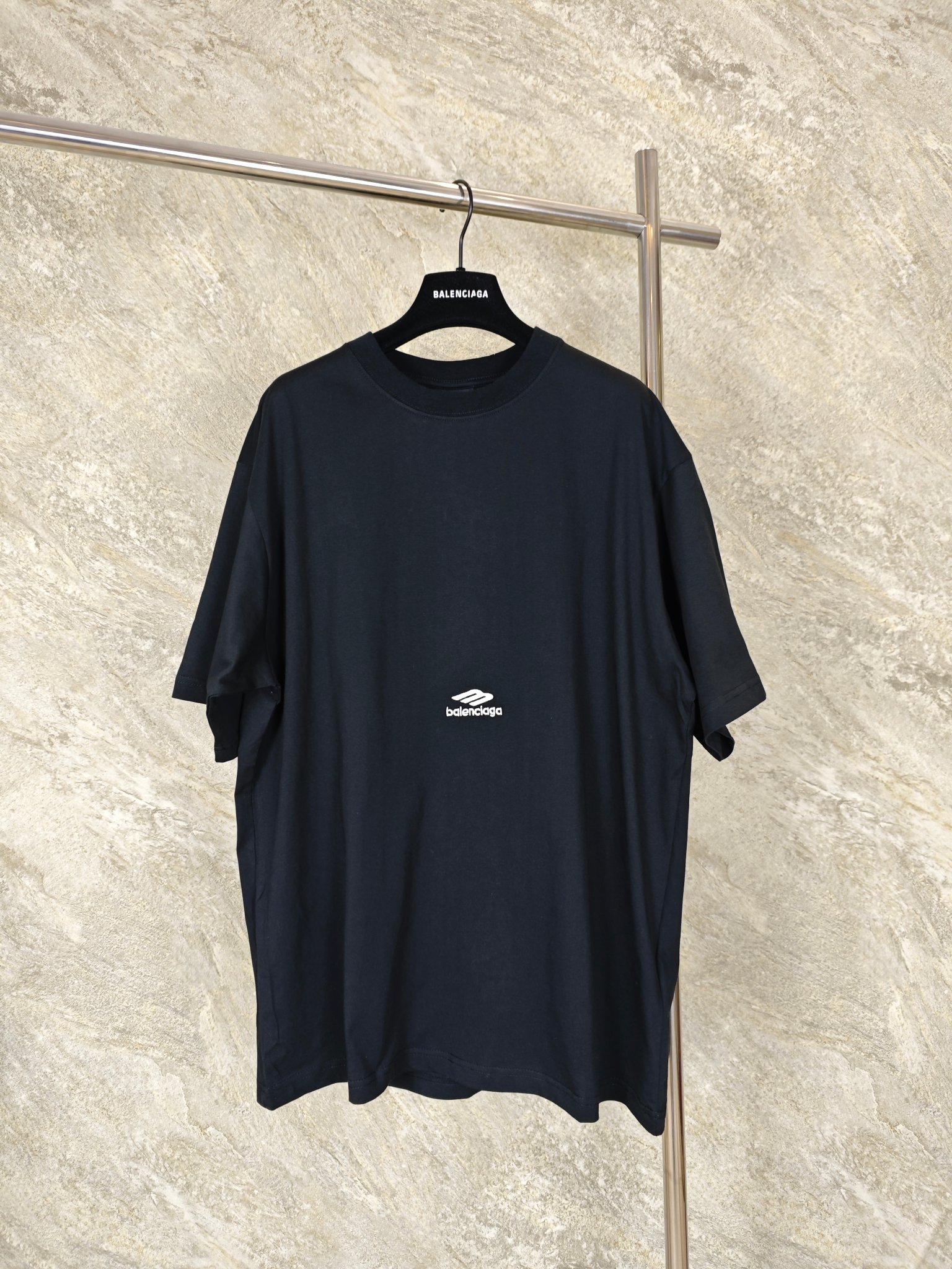 발렌시아가 로고 자수 오버핏 니트 887 Balenciaga T Shirt