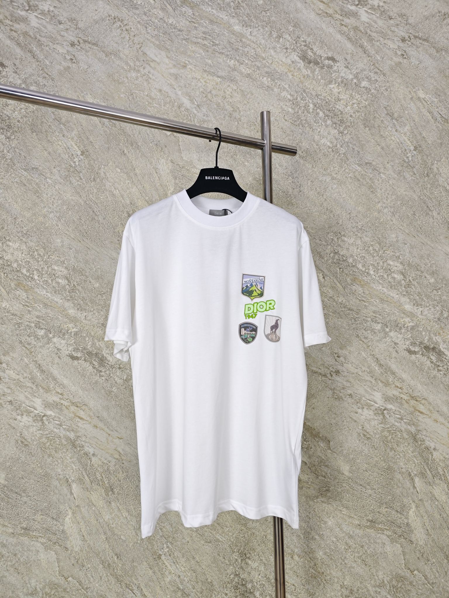 디올 로고 자수 프린트 니트 1071 Dior T Shirt