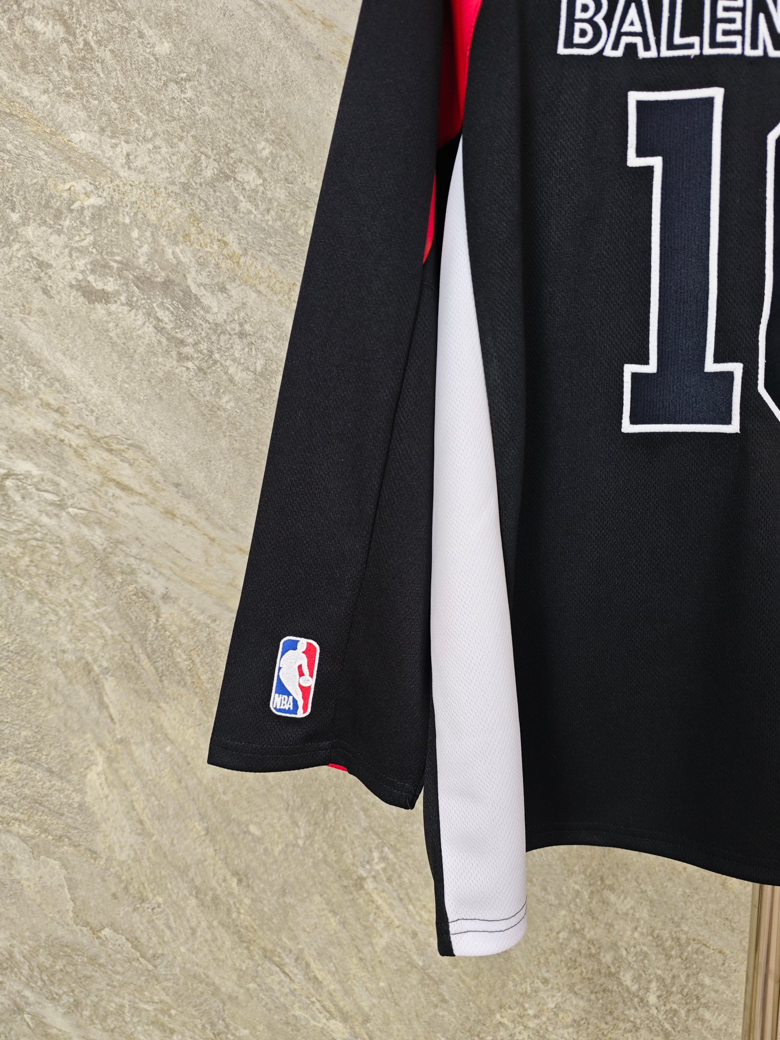 발렌시아가 NBA 콜라보 남성 긴팔 저지 26SS 상세 이미지 7