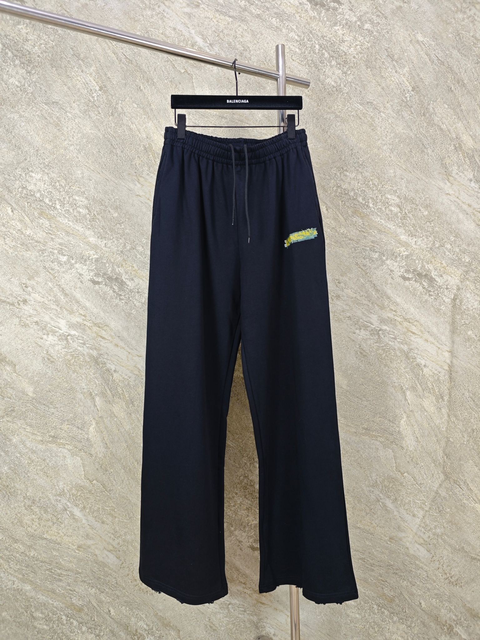 NO:824342,Top quality BLCG 26ss tape printed trousers SIZE 1 2 3, Balenciaga-clothing, balenciaga,19860909顶级品质 BLCG 26ss 胶带印花长裤 SIZE 1 2 3,巴黎世家-服装,balenciaga,,Women's clothing
