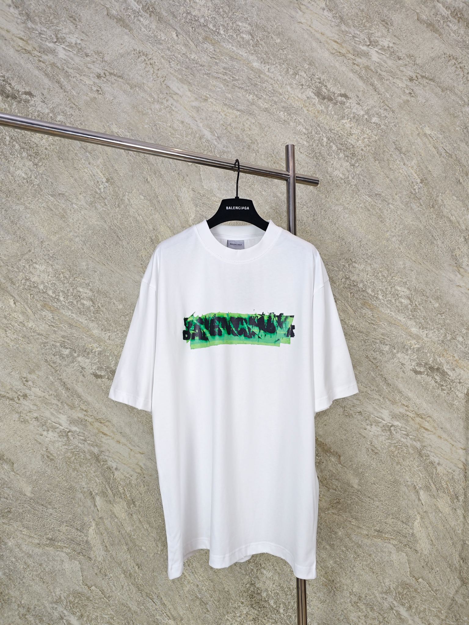 NO:824349,Top quality BLCG 26ss green tape printed short sleeves size XSSML, Balenciaga-clothing, balenciaga, T-shirt,19860909顶级品质 BLCG 26ss 绿胶带印花短袖 尺码XSSML,巴黎世家-服装,balenciaga,T-shirt,,Women's clothing