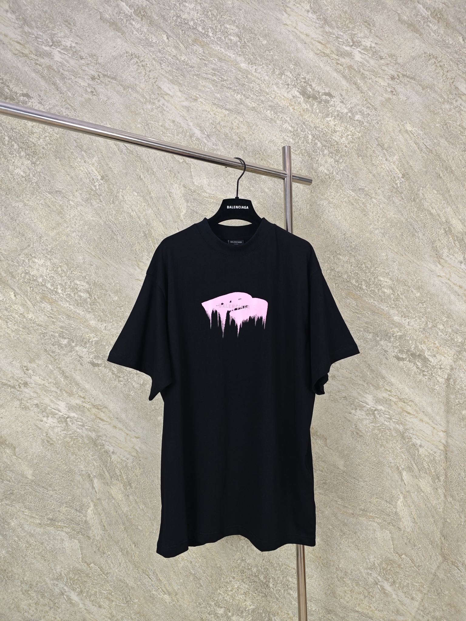 NO:824339,Top quality BLCG 26ss pink printed dissolved embroidered short t-shirt SIZE 1 2 3 4, Balenciaga-clothing, balenciaga,19860909顶级品质 BLCG 26ss 粉印溶解刺绣短t SIZE 1 2 3 4,巴黎世家-服装,balenciaga,,Women's clothing