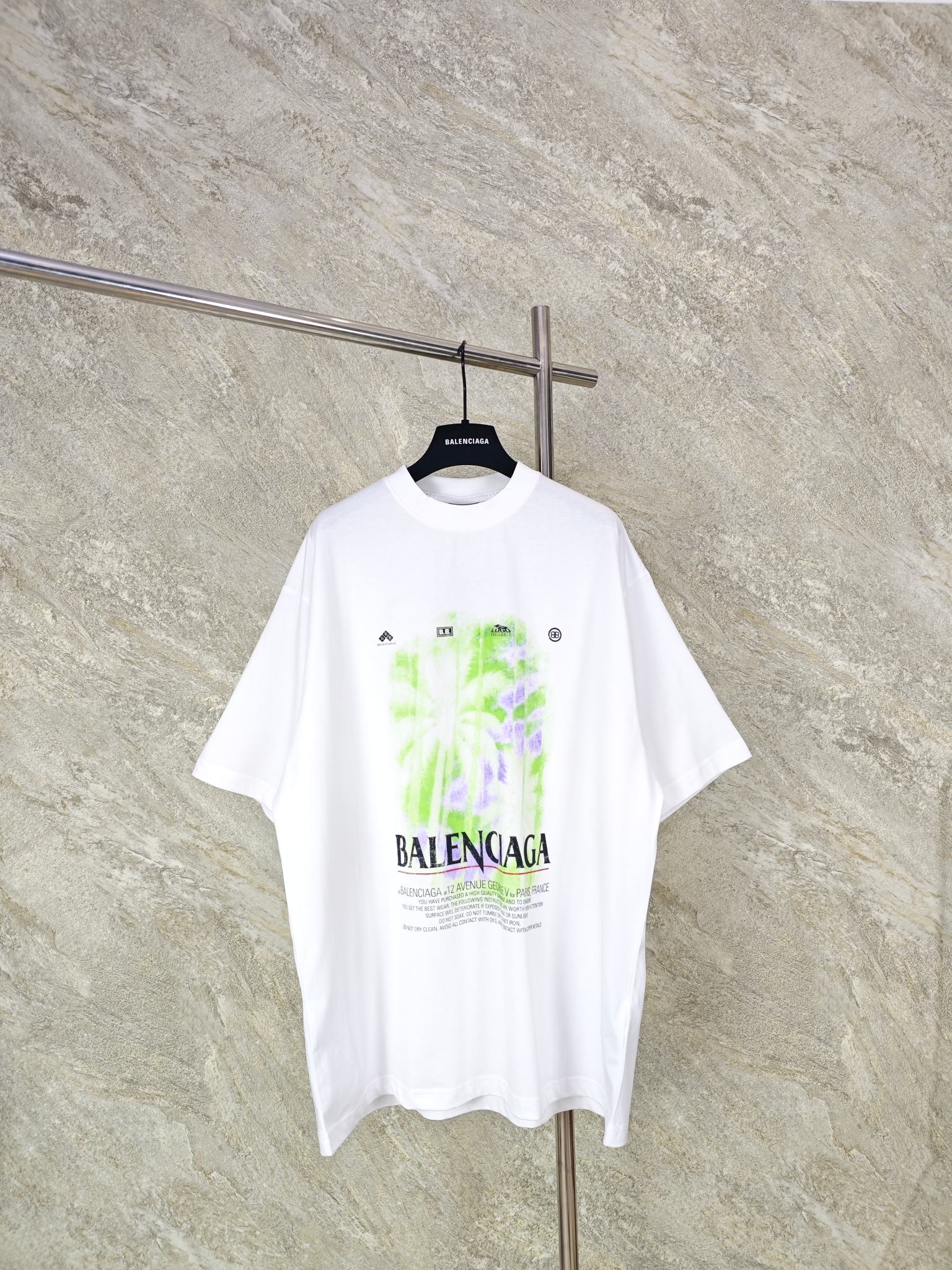 NO:824276,Top quality BLCG 26ss coconut palm jungle print short sleeve SIZE XS S M L, Balenciaga-clothing, balenciaga, T-shirt,19860909顶级品质 BLCG 26ss 椰树丛林印花短袖 SIZE XS S M L,巴黎世家-服装,balenciaga,T-shirt,,Women's clothing