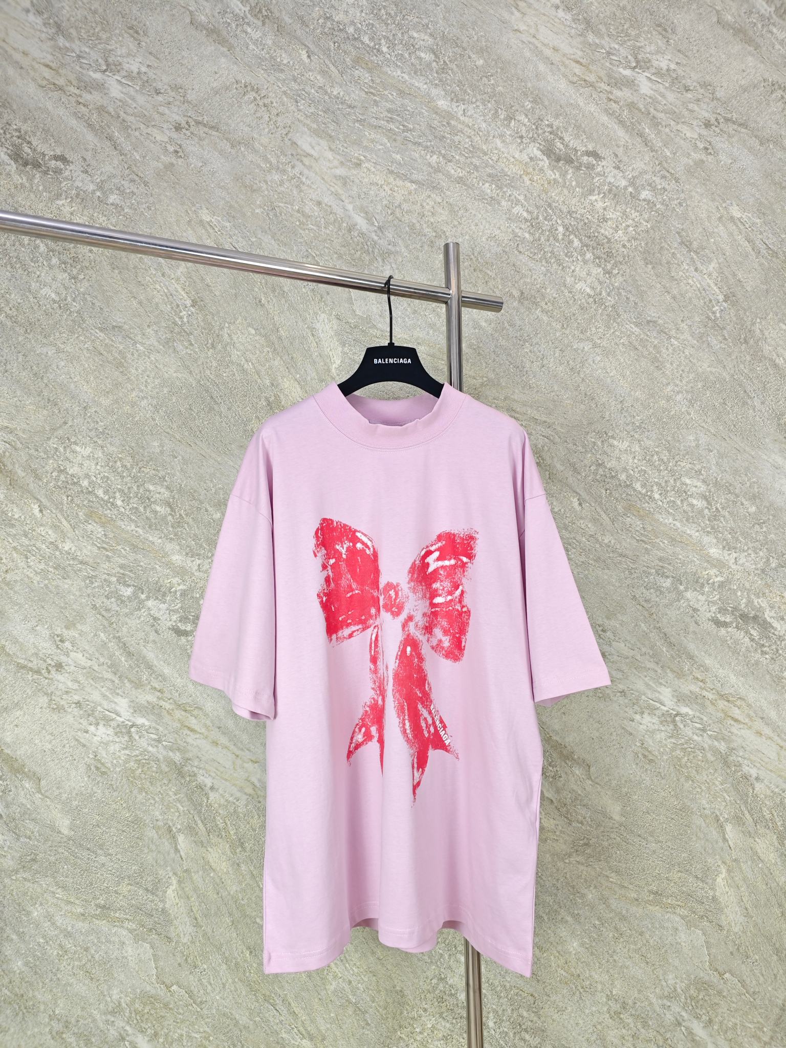 NO:824279,Top quality BLCG 26ss bow printed short sleeve SIZE XS S M L, Balenciaga-clothing, balenciaga, T-shirt,19860909顶级品质 BLCG 26ss 蝴蝶结印花短袖 SIZE XS S M L,巴黎世家-服装,balenciaga,T-shirt,,Women's clothing