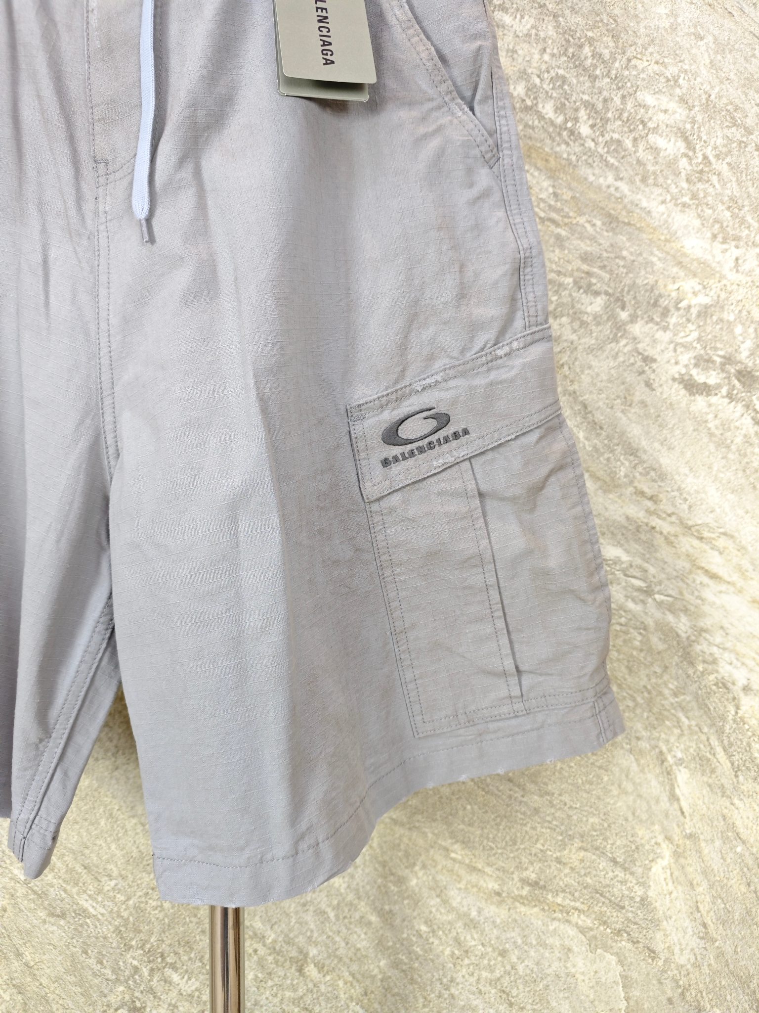 발렌시아가 헤비 듀티 작업용 남성 반바지 상세 이미지 6