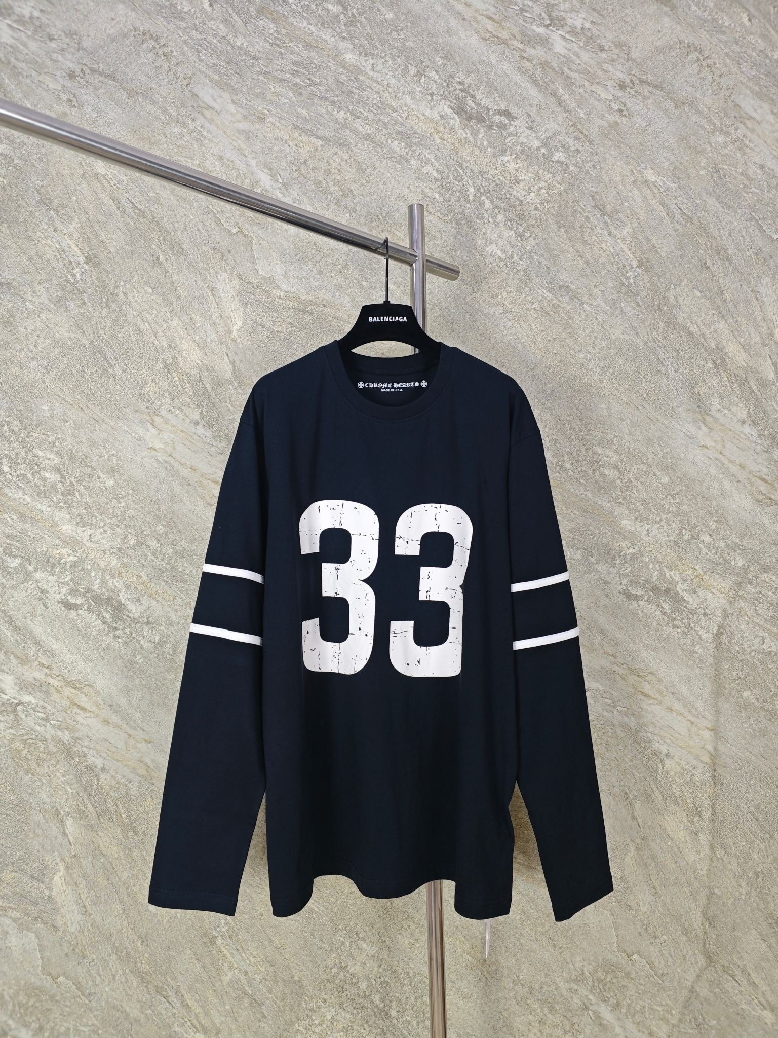 NO:897307,Top quality CH/33 burst print splicing long sleeves 5K purchase. The fabric is developed based on the original version and then brushed. It feels skin-friendly. Splicing design. The printing is glue printing. Size S M L, chrome hearts-clothing, chrome hearts,19860909顶级品质 CH/33爆裂印花拼接长袖 5K购入 根据原版开发面料 后经磨毛处理 手感亲肤 拼接设计 印花采用胶浆印花 尺码 S M L,克罗心-服装,chrome hearts,,Women's clothing