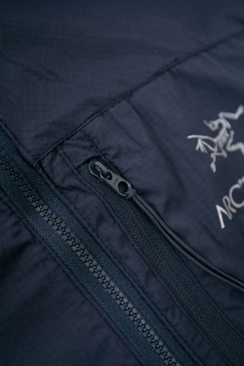 Arc'teryx Squamish Hoody - Lightweight, Windproof Jacket for Outdoor Adventures 4 windows1743249928242 442385676884595841