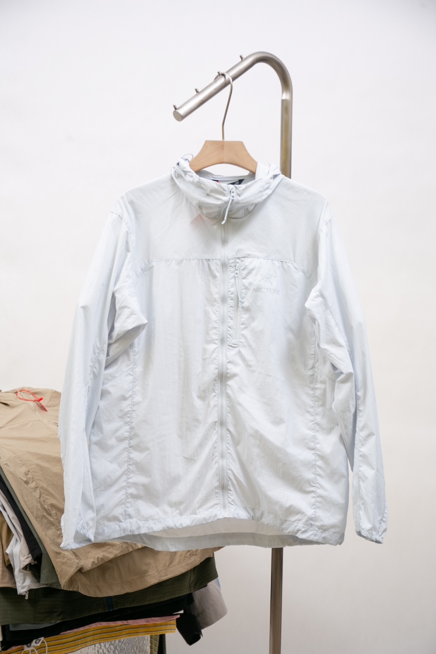 Arc'teryx Squamish Hoody Lightweight Windbreaker Jacket - Size S to XL