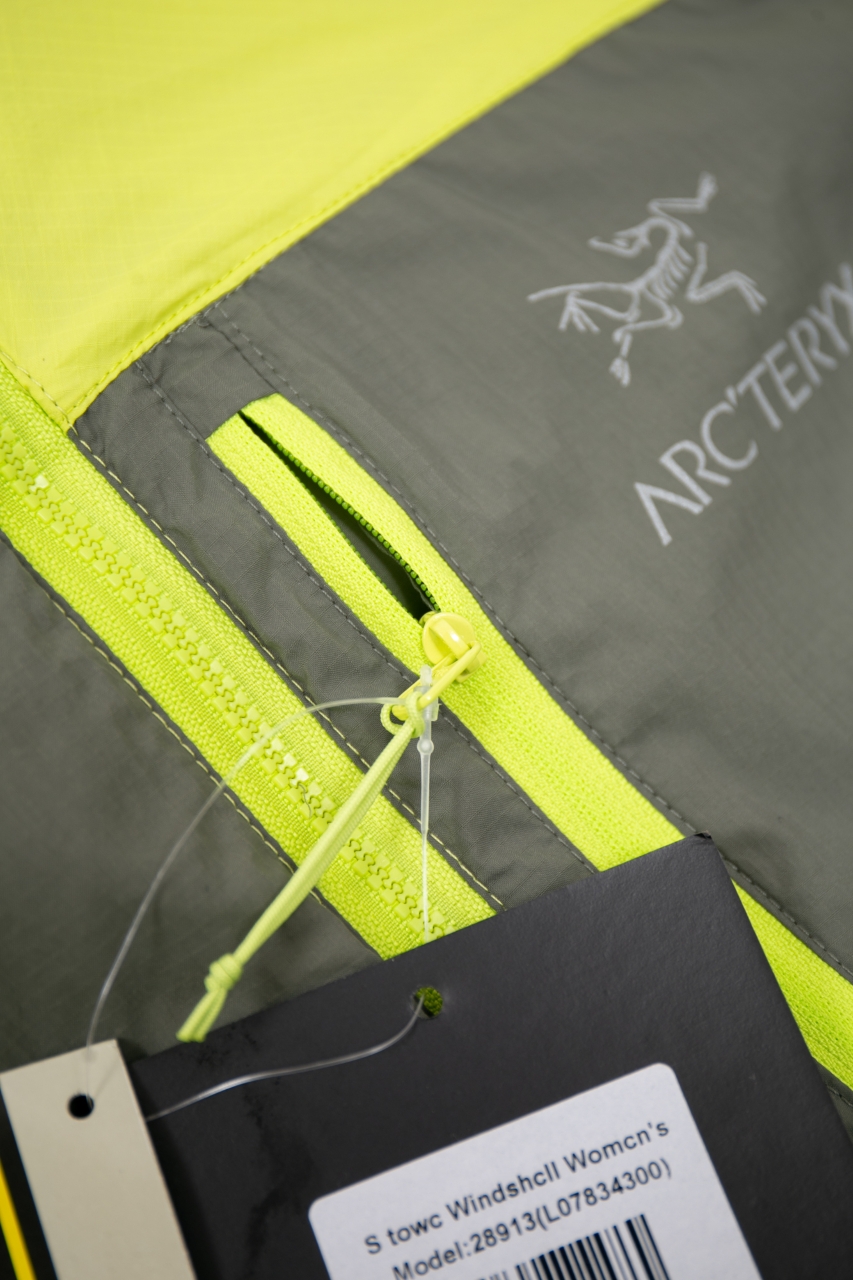 Arc'teryx Squamish Hoody: Lightweight, Windproof, and Packable Jacket 4 windows1743249964417 804161185627477964