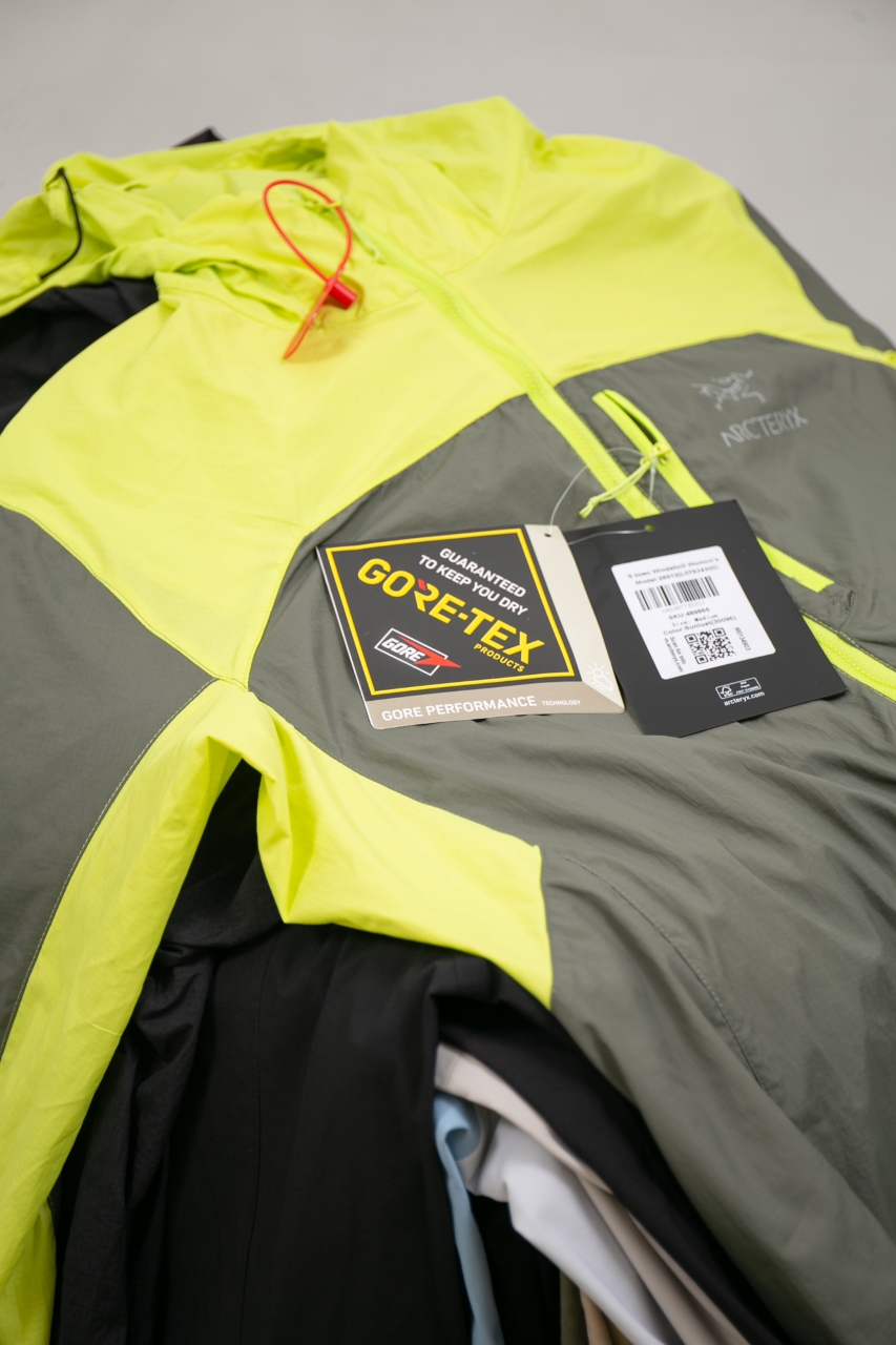 Arc'teryx Squamish Hoody: Lightweight, Windproof, and Packable Jacket 2 windows1743249964513 10360454681902005378