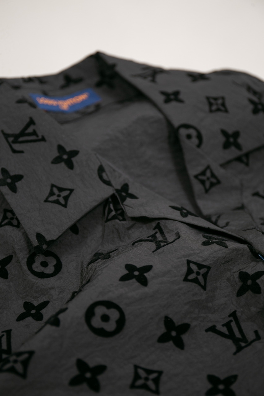 Louis Vuitton Monogram Flocked Velvet Casual Shirt - SS25 Collection 3 windows1743519364791 831978576 2062845812