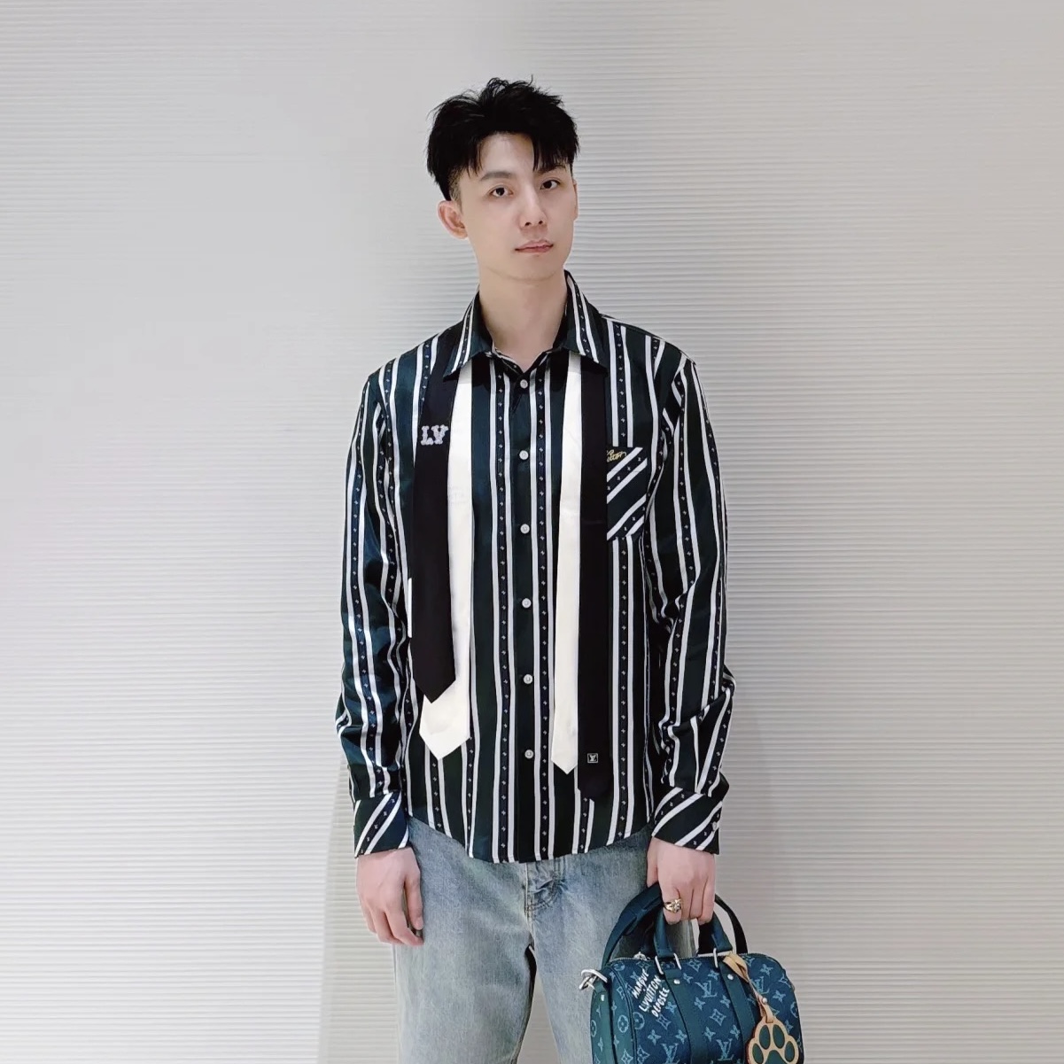 Louis Vuitton Striped Tie Jacquard Shirt - Modern Fit, Club Collar 3 windows1743519721898 3628065861175486617