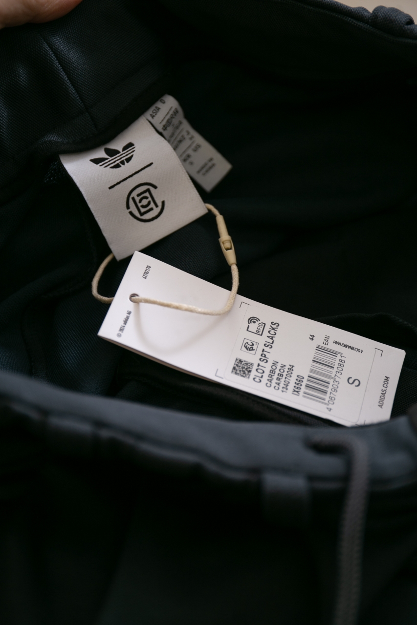 adidas Originals x CLOT FW24 Tracksuit Pants - Comfortable & Stylish 10 windows1746759125277 275639417 300068064