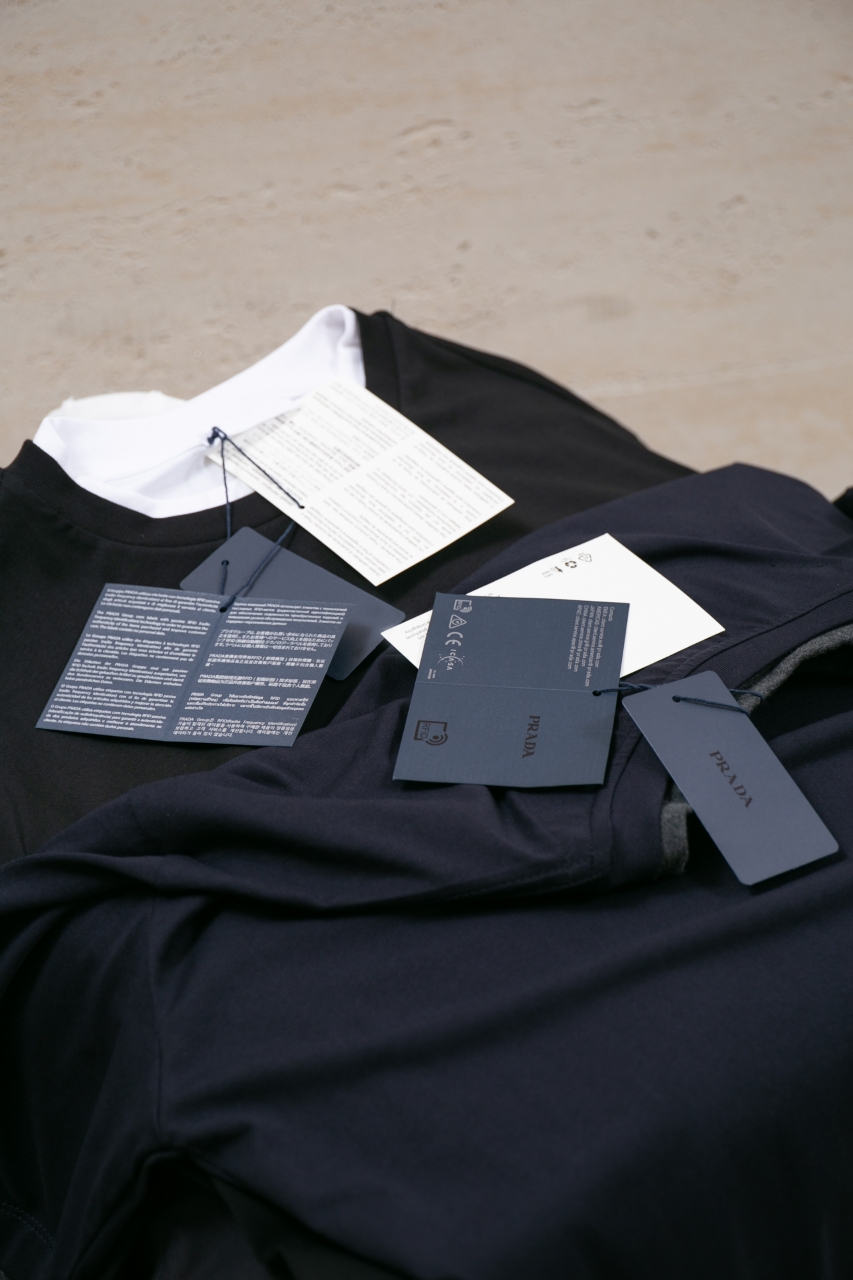 Prada Men's Layered-Look Cotton T-Shirt with Triangle Logo - Casual Style 5 windows1755714644718 674470609 452744912