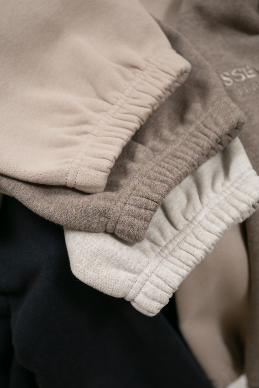 Fear Of God Essentials Fleece Lounge Pants Ninth Collection Metal Logo 5 windows1756422428701 786527340 1538402623