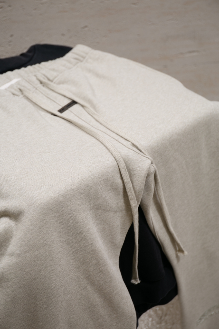 Fear Of God Essentials Fleece Lounge Pants Ninth Collection Metal Logo 7 windows1756422429707 3229268871394553667