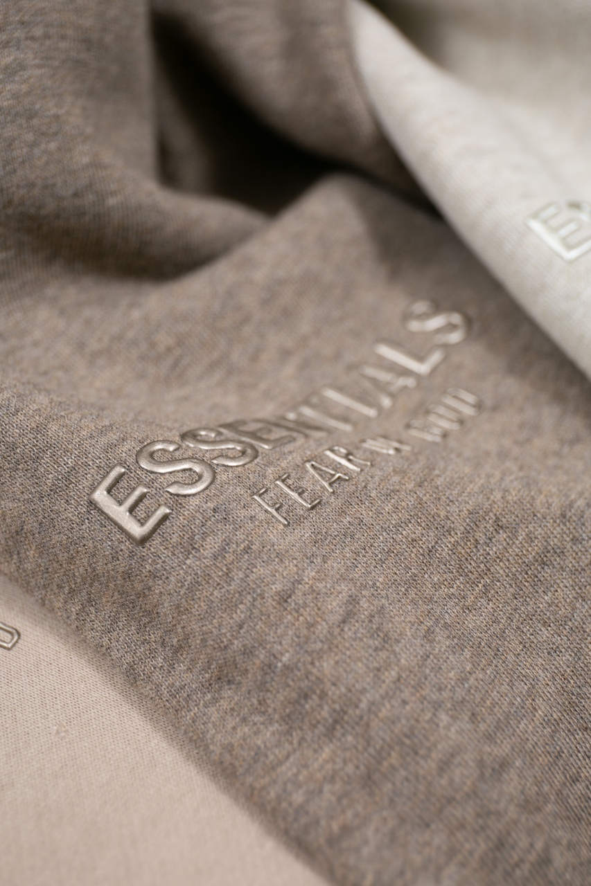 Fear of God Essentials Ninth Collection Metal Logo Fleece Lounge Pants 2 windows1756422459837 457337776 1399569362