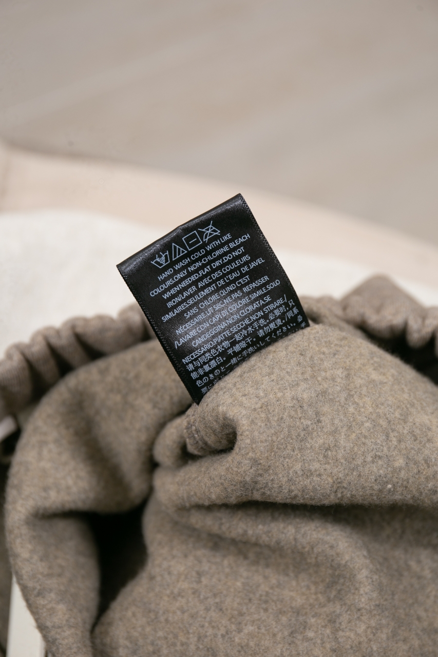 Fear of God Essentials Fleece Lounge Pants - Comfortable and Stylish 9 windows1756422746705 2093737511 955767994