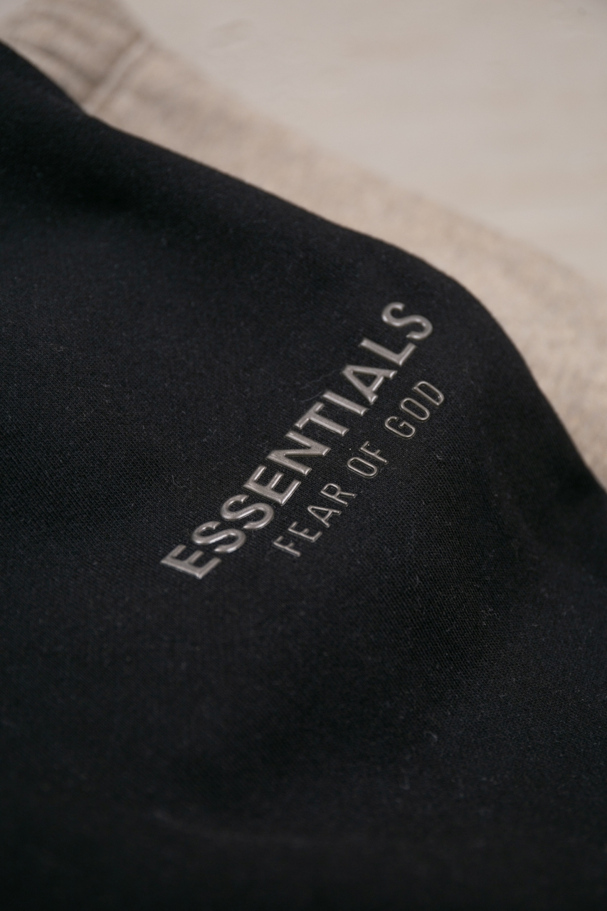 Fear of God Essentials Ninth Collection Black Straight Leg Drawstring Sweatpants 8 windows1756422763500 3285111821806693412