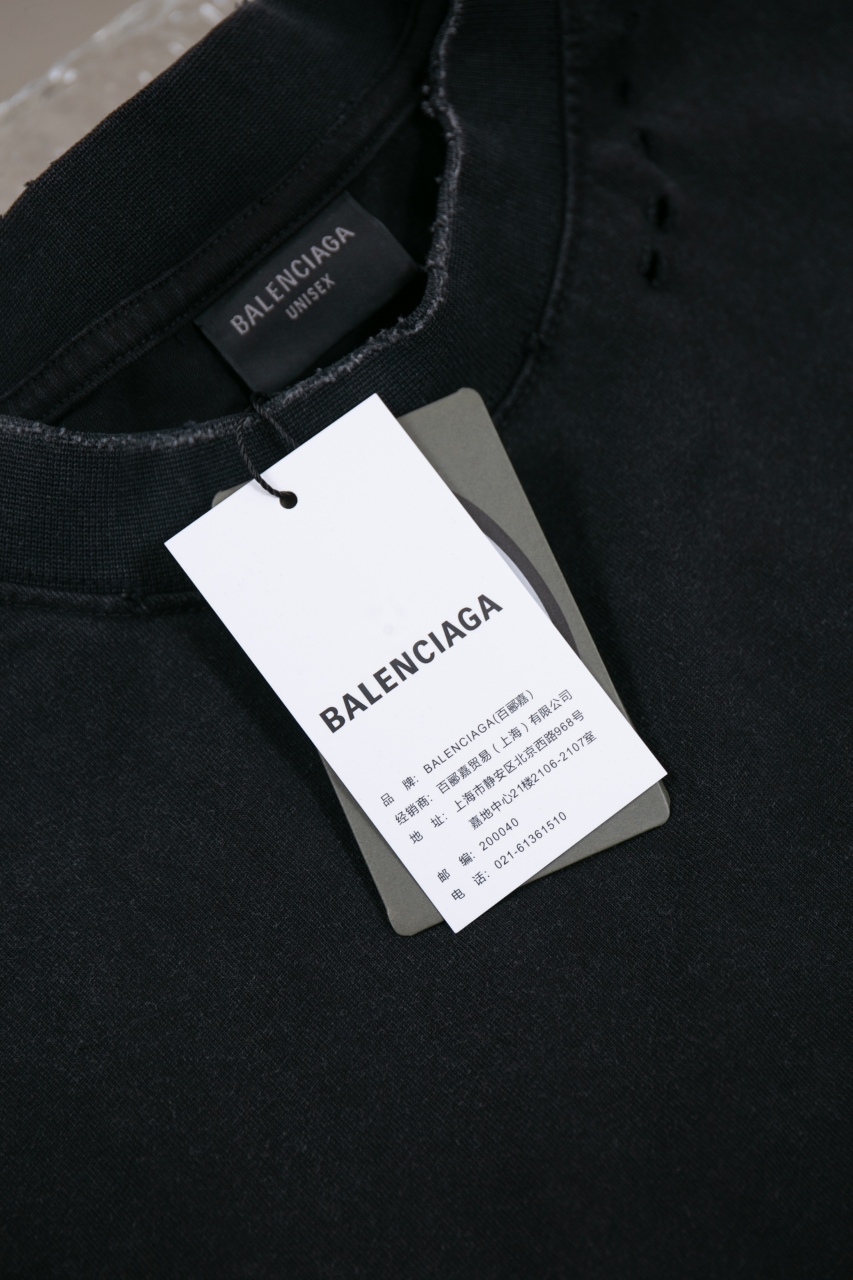 Balenciaga Black Distressed Logo Long Sleeve T-Shirt with Safety Pins 5 windows1756825770742 497277108 2107017264