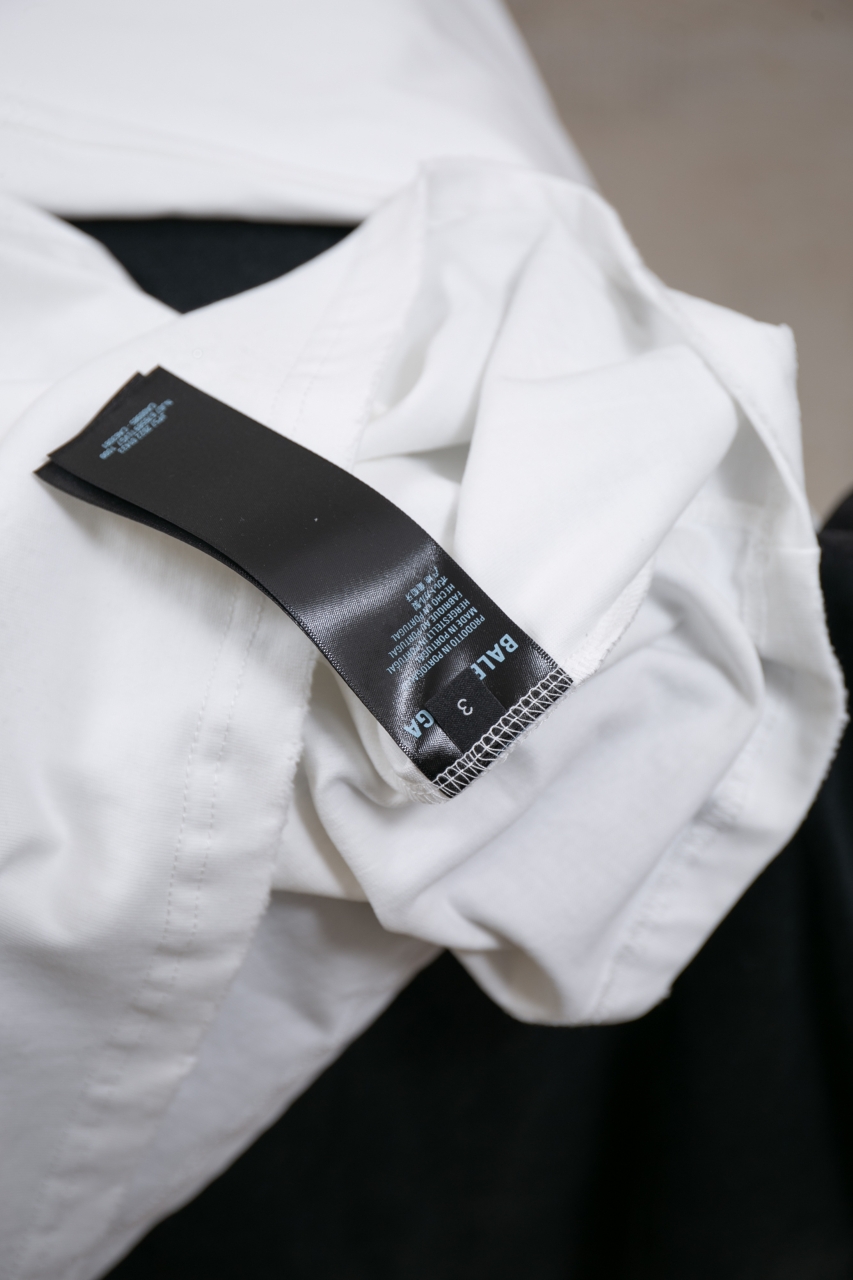 Balenciaga White Long Sleeve Distressed T-Shirt with Logo 10 windows1756825789871 13221983061789998123