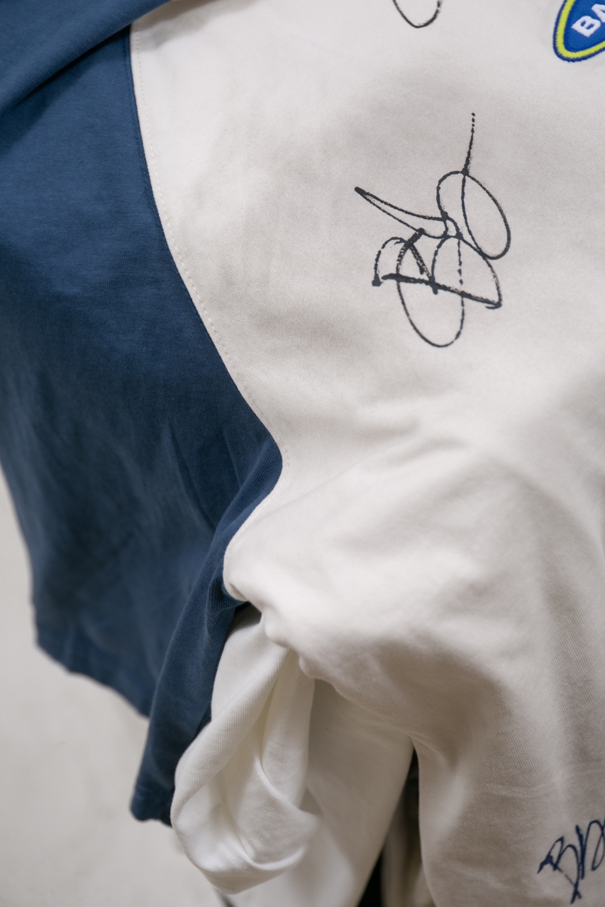 Balenciaga Hand-Drawn Signature Short Sleeve T-Shirt - Crew Neck, Blue and White 5 windows1756825896254 20772576281451847423