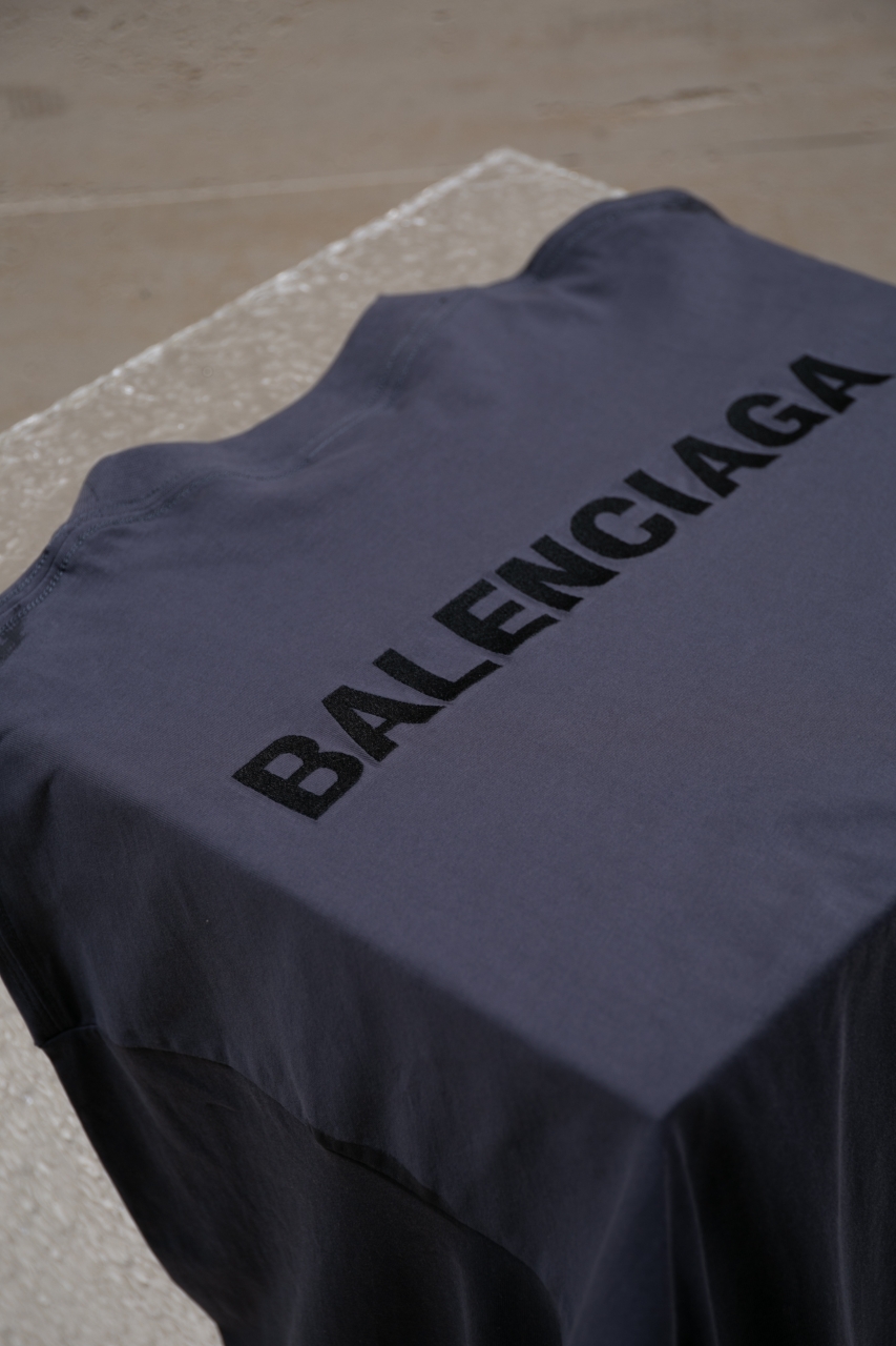 Balenciaga 25SS Embroidered Painted Short Sleeve Tee - Premium Comfort 9 windows1756826077117 616751707 1111293716