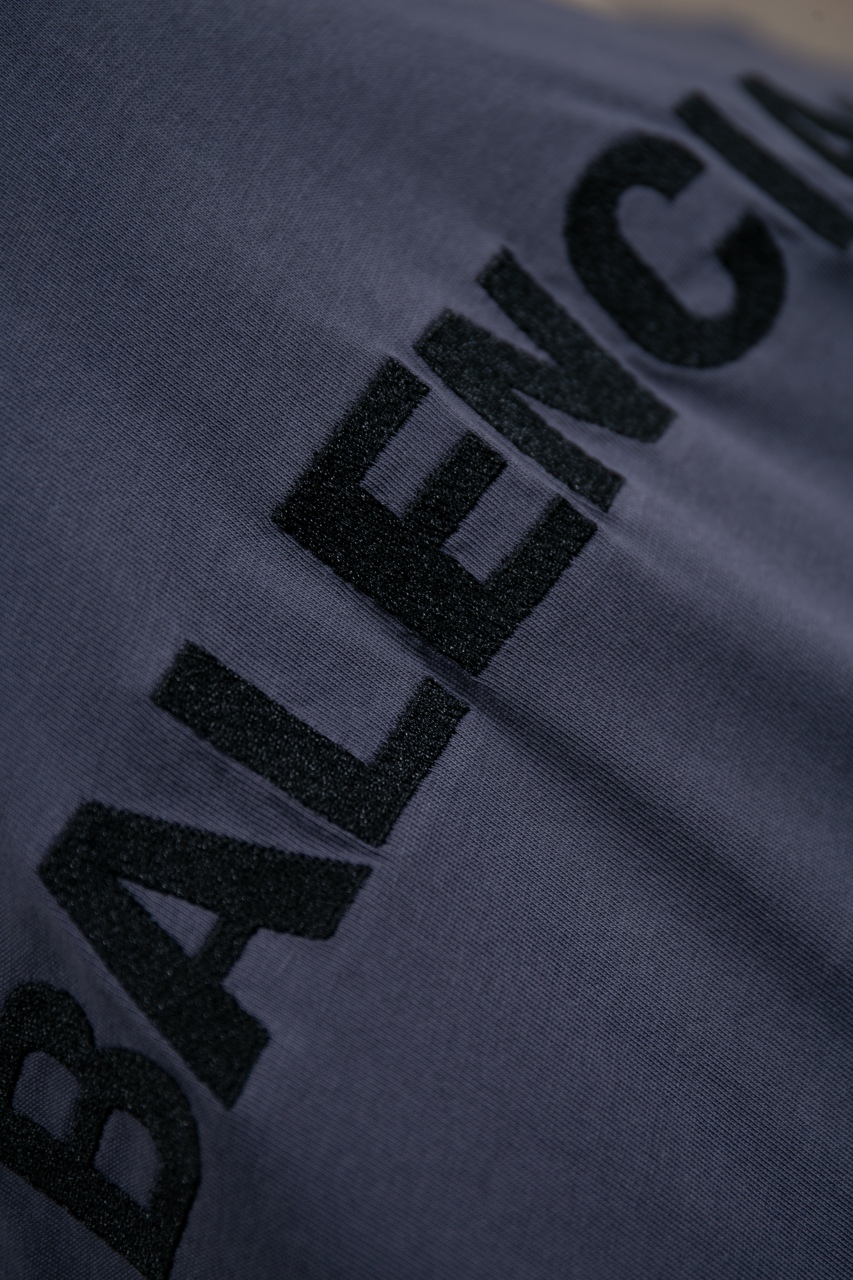 Balenciaga 25SS Embroidered Painted Short Sleeve Tee - Premium Comfort 10 windows1756826077610 10734293401669146688