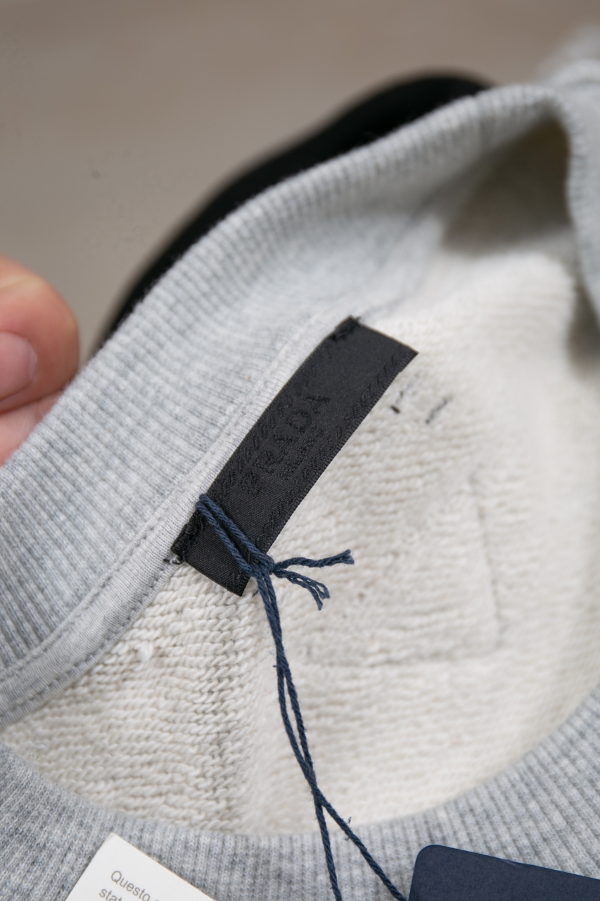 Prada Grey Cotton Fleece Sweatshirt with Flocked Logo, Classic Fit 6 windows1756827724954 1517480818259601007