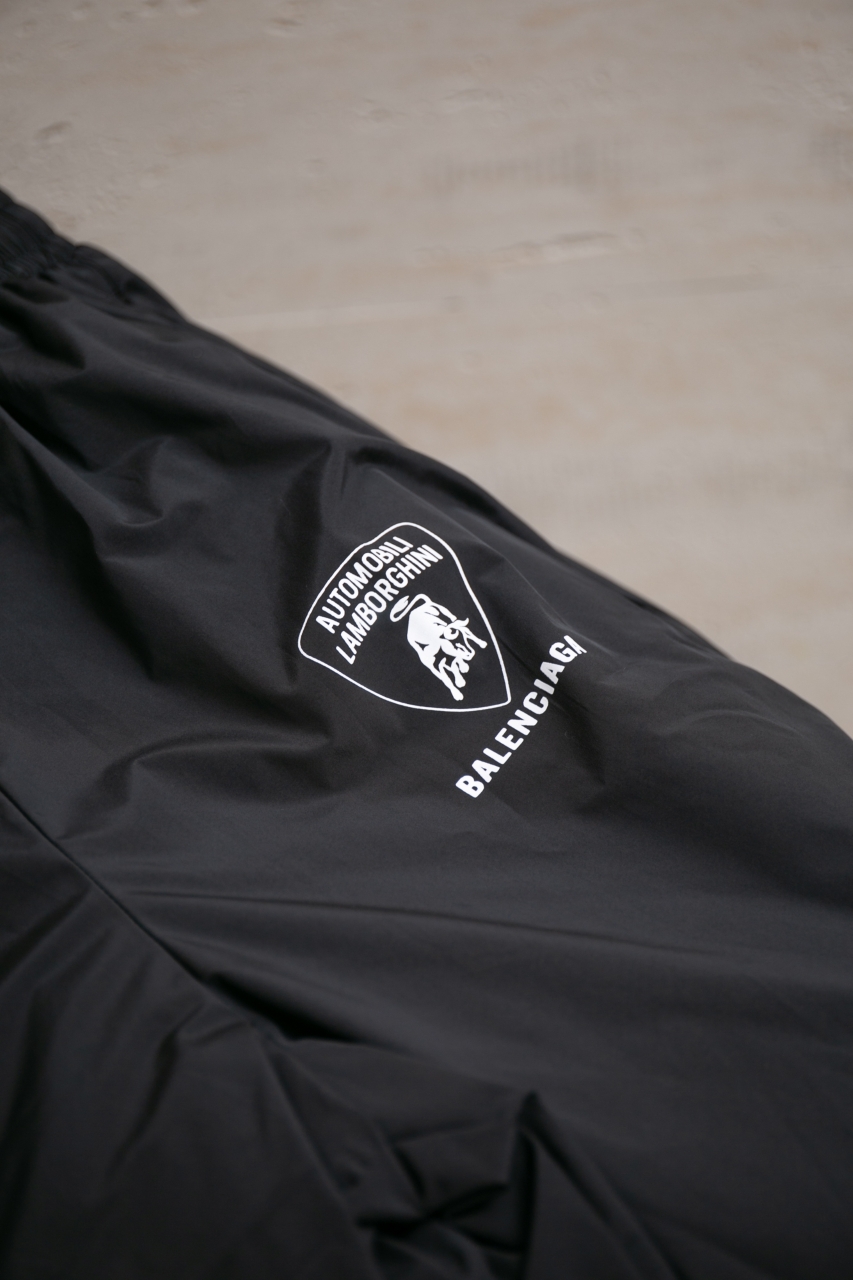 Balenciaga x Lamborghini Black Sport Pants Fall 25 Oversized Unisex 3 windows1757687236511 2132813174403183371